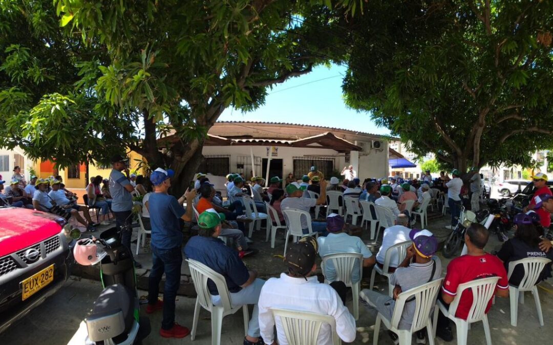 Orlando De La Hoz impulsa en Riohacha un nuevo pacto constitucional con la comunidad